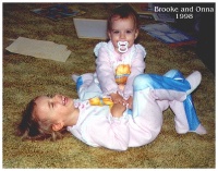 1998-12-BrookOnna2.jpg